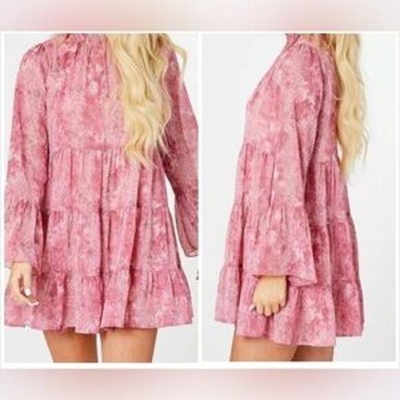 Altar'd State Dresses & Skirts - Altar'd State Maya Snakeskin Pink Mauve and Gold long bell sleeve dress Large